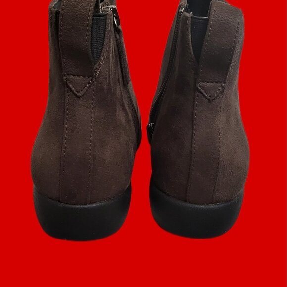 .Aerosoles - Sloan Bootie (Women) - 8 M - Picture 2 of 5